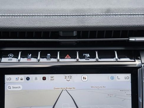 New 2025 Jeep Grand Cherokee Limited w/ Luxury Tech Group II image 23