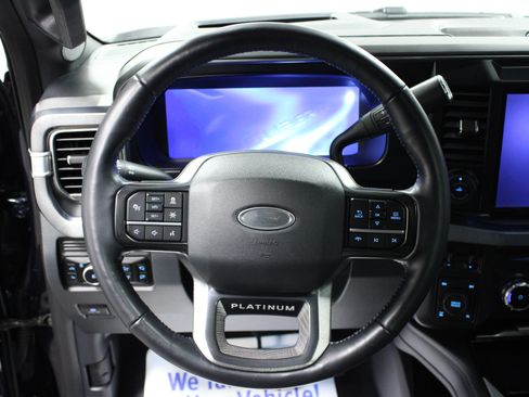 Used 2025 Ford F250 Platinum image 17