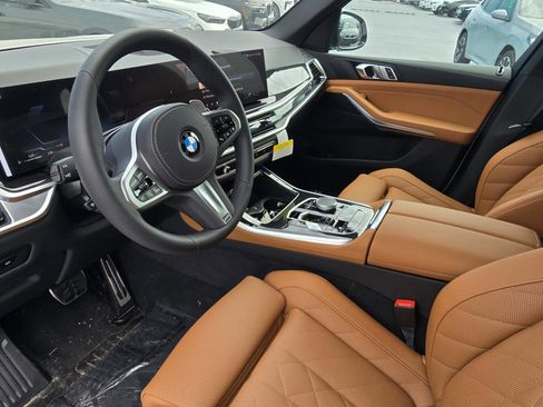 New 2026 BMW X5 xDrive40i w/ M Sport Package image 17