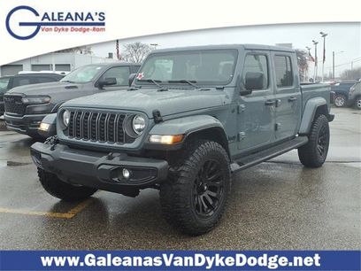 Used 2025 Jeep Gladiator Sport