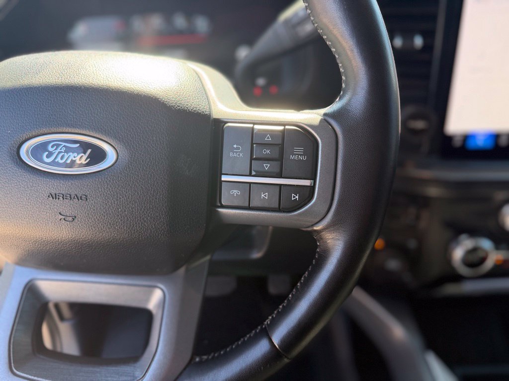 Used 2024 Ford F250 Lariat w/ Sport Appearance Package AWD/4WD image 25