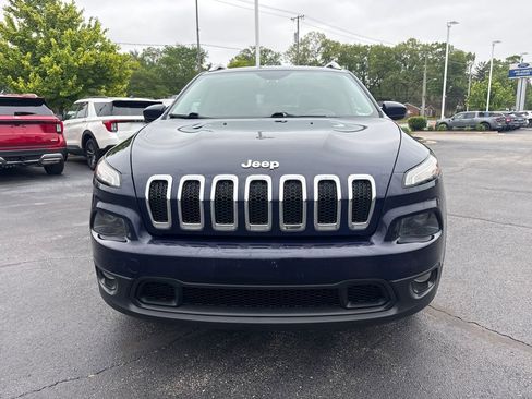 Used 2015 Jeep Cherokee Latitude AWD/4WD image 3