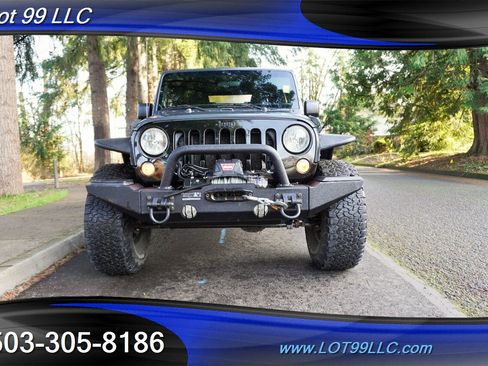 Used 2017 Jeep Wrangler Sport image 7