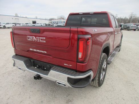 New 2026 GMC Sierra 1500 SLT w/ SLT Premium Package image 5