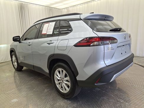Certified 2026 Toyota Corolla Cross LE w/ Moonroof Package AWD/4WD image 21