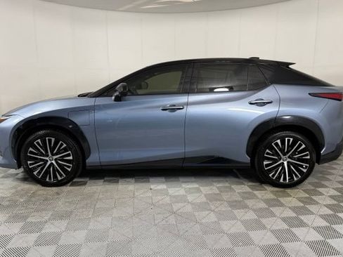 Used 2023 Lexus RZ 450e Premium w/ Technology Package AWD/4WD image 3