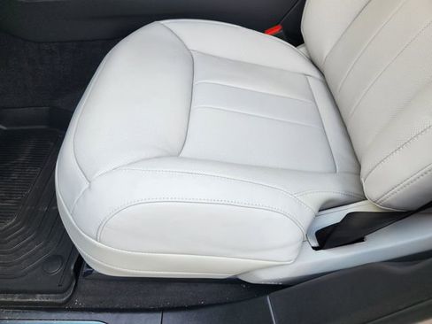 New 2026 Land Rover Range Rover Sport SE AWD/4WD image 17