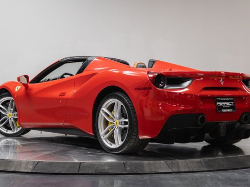Used 2016 Ferrari 488 Spider image 55
