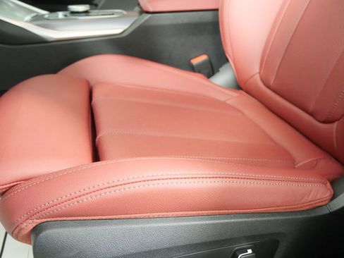 Certified 2025 BMW i4 eDrive40 w/ Premium Package image 10