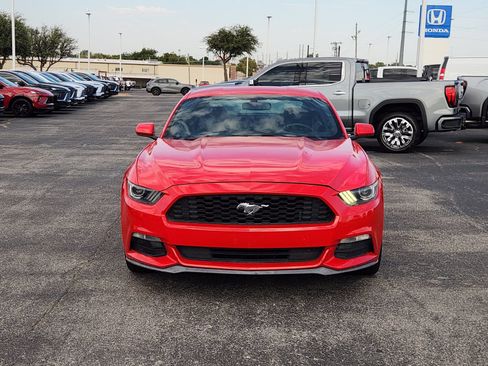 Used 2016 Ford Mustang Coupe RWD image 6