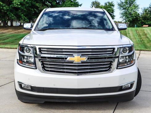 Used 2020 Chevrolet Suburban Premier image 24