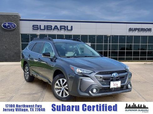 Certified 2025 Subaru Outback Premium AWD/4WD image 1