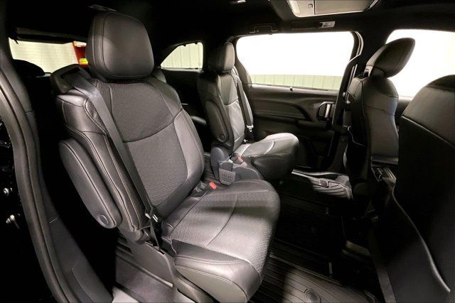 Certified 2026 Toyota Sienna Limited AWD/4WD image 28