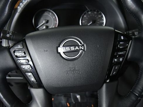 Used 2024 Nissan Armada SL w/ Captain's Chairs Package image 2