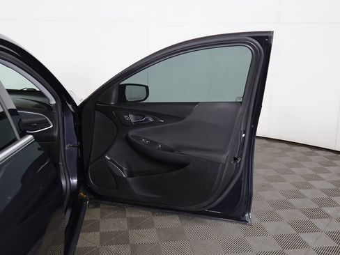 Used 2023 Chevrolet Malibu LS FWD image 16
