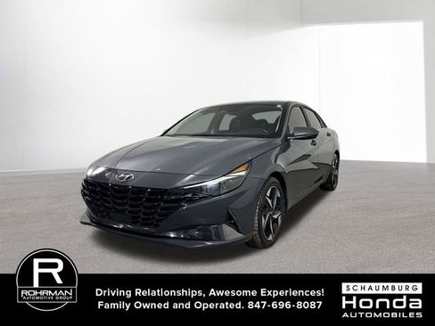 Used 2023 Hyundai Elantra Limited image 2