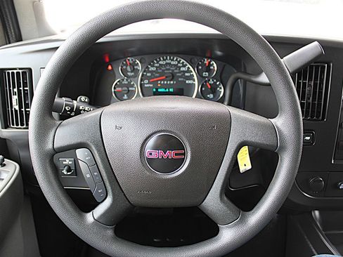 Used 2025 GMC Savana 2500 w/ Driver Convenience Package RWD image 23