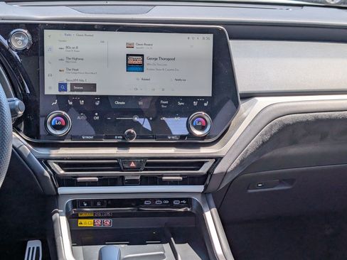 New 2026 Lexus TX 500h AWD w/ Technology Package image 17