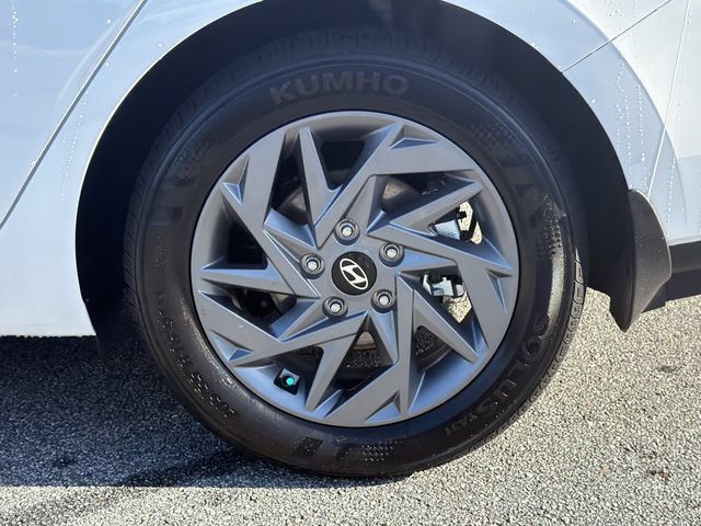 Certified 2026 Hyundai Elantra Hybrid FWD image 22