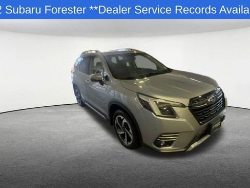 Used 2022 Subaru Forester Touring image 2
