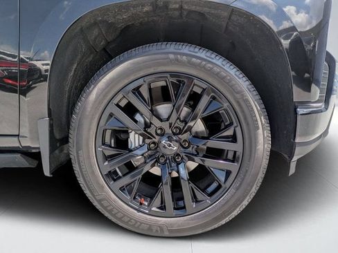 Used 2021 Chevrolet Silverado 1500 RST w/ Rally Edition AWD/4WD image 10
