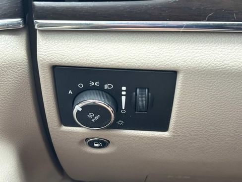Used 2018 Jeep Grand Cherokee Limited w/ Trailer Tow Group IV AWD/4WD image 31
