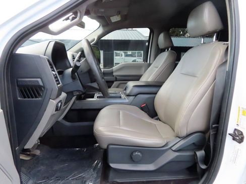 Used 2022 Ford F250 XL w/ Power Equipment Group AWD/4WD image 25