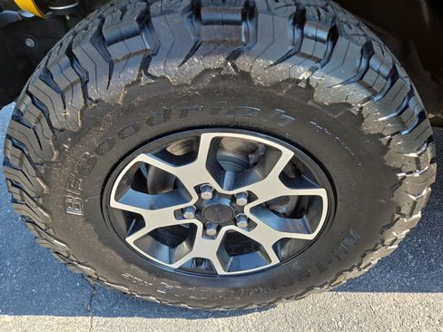 Certified 2020 Jeep Wrangler Unlimited Rubicon AWD/4WD image 12