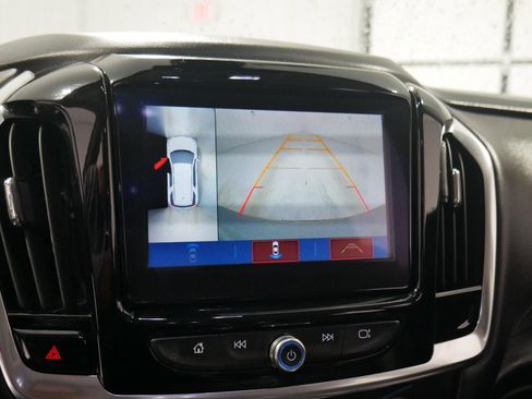 Used 2019 Chevrolet Traverse RS image 24