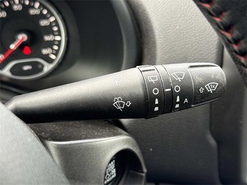 Used 2020 Jeep Renegade Trailhawk w/ UConnect 8.4 Nav Group image 11