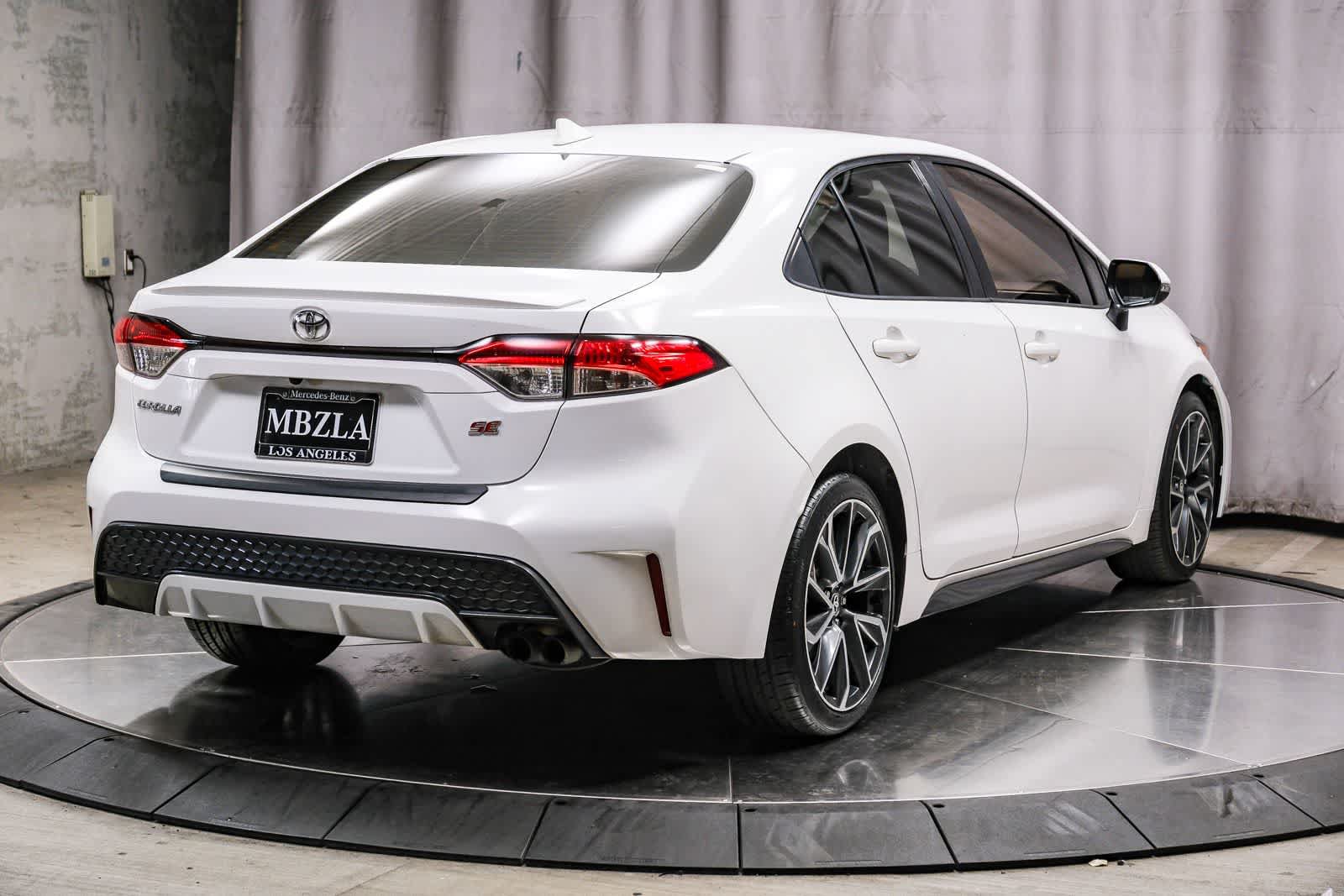 Used 2020 Toyota Corolla SE w/ Carpet Mat Package (TMS) FWD image 4