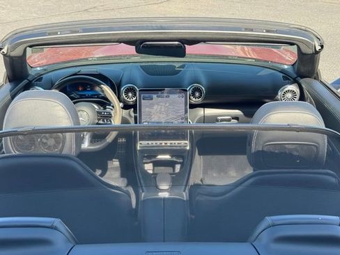 Used 2023 Mercedes-Benz SL 55 AMG 4MATIC image 15
