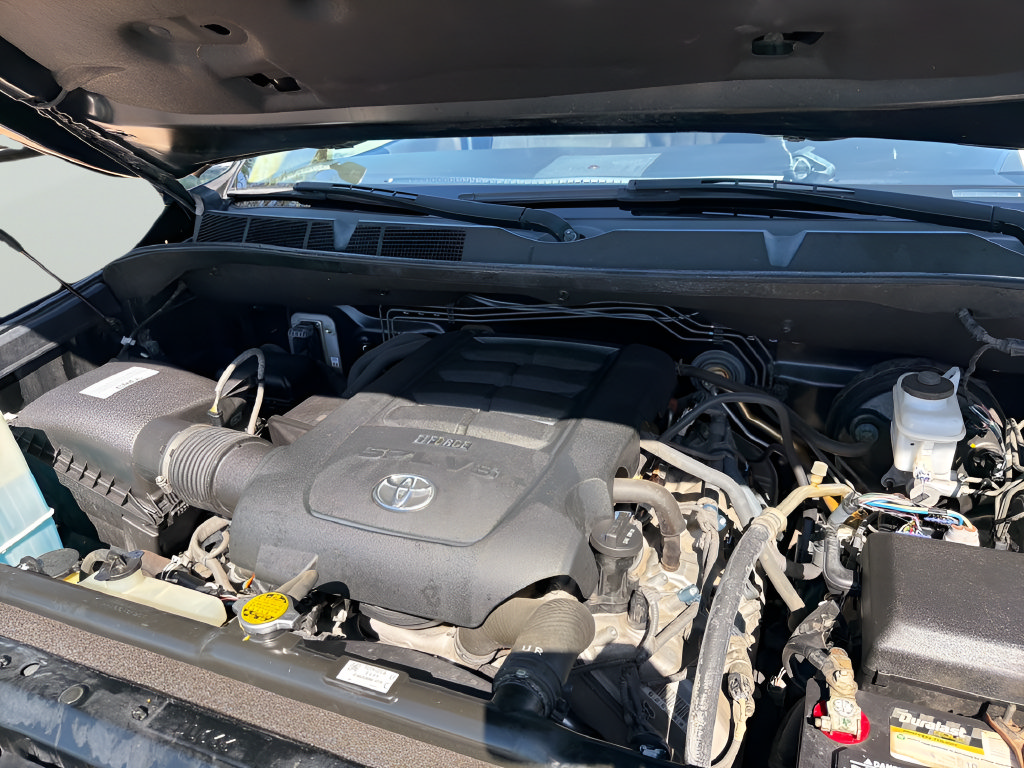 Used 2017 Toyota Tundra Limited w/ Limited Premium Package RWD image 15