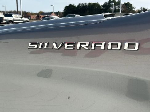 Used 2020 Chevrolet Silverado 1500 LT image 31