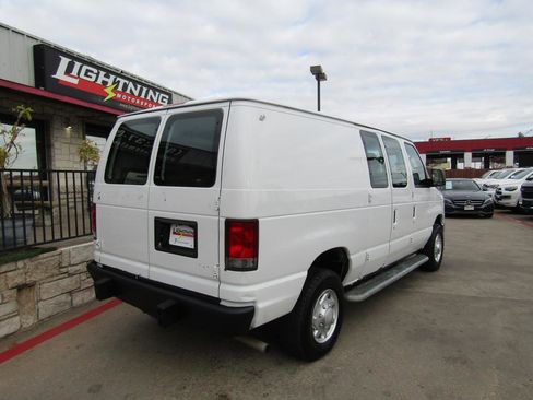 Used 2014 Ford E-250 and Econoline 250 w/ Power Group image 4