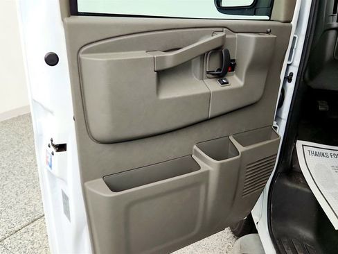 Used 2025 Chevrolet Express 2500 w/ Driver Convenience Package RWD image 10