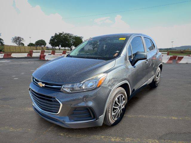 Used 2019 Chevrolet Trax LS w/ LPO, Cargo Package FWD image 5