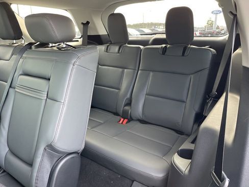 New 2026 Ford Explorer Active w/ Active Comfort Package image 19