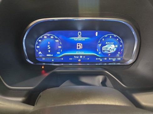 Used 2024 Chevrolet Tahoe RST w/ Luxury Package image 23