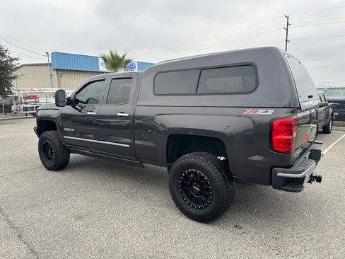 Used 2015 Chevrolet Silverado 2500 LTZ w/ LTZ Plus Package image 5