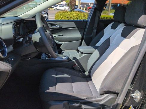 Certified 2024 Chevrolet Trax LS w/ LS Convenience Package FWD image 14