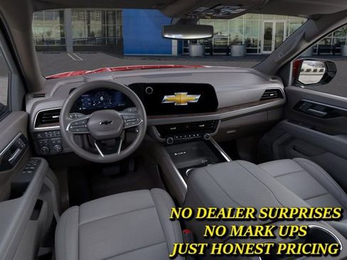 New 2026 Chevrolet Suburban Z71 w/ Comfort Package AWD/4WD image 15