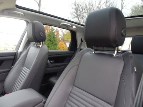 New 2025 Land Rover Discovery Sport S image 14