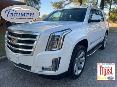 Used 2017 Cadillac Escalade Luxury