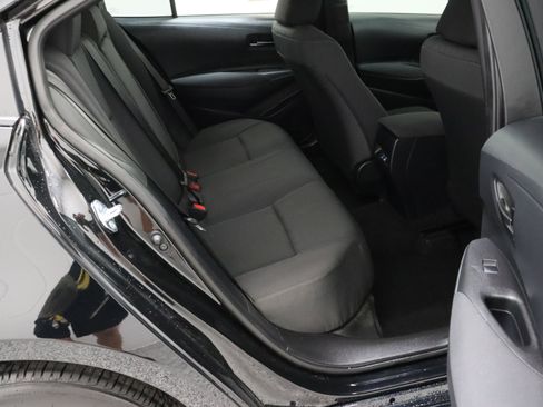 Used 2026 Toyota Corolla LE FWD image 31