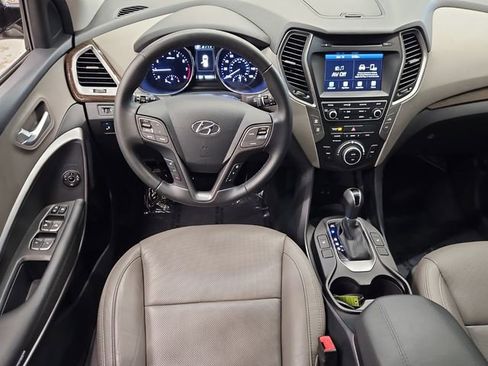 Used 2017 Hyundai Santa Fe Sport image 15
