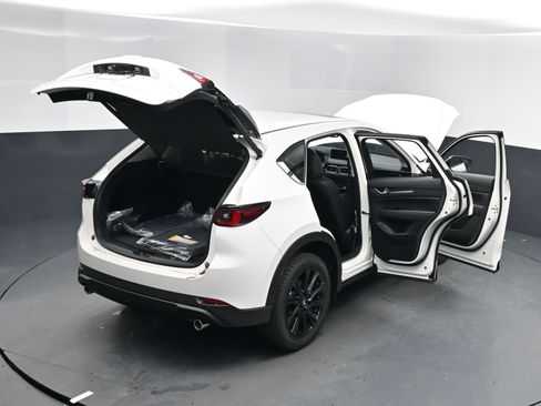 New 2025 MAZDA CX-5 Carbon Edition image 17