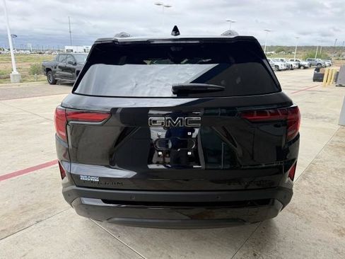 New 2026 GMC Terrain Elevation w/ Black Edition FWD image 8