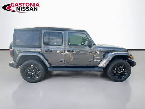 Used 2023 Jeep Wrangler Unlimited Sahara AWD/4WD image 10