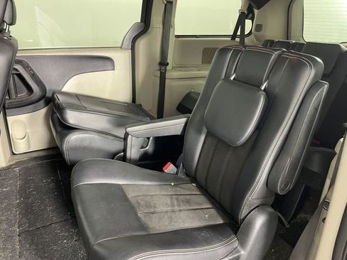 Used 2020 Dodge Grand Caravan SXT FWD image 10